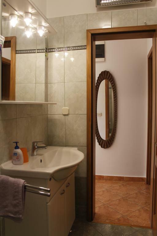 Apartmani Zeljko Метайна Экстерьер фото