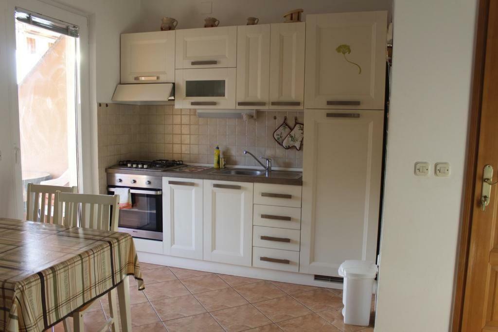 Apartmani Zeljko Метайна Экстерьер фото